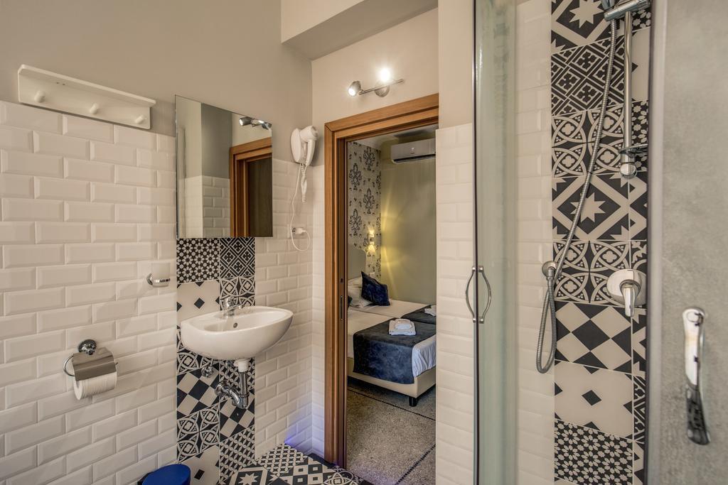 Roma 41 Hotel ภายนอก รูปภาพ